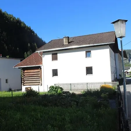 Wohlfuehlhaus In Mit Grossem Traumgarten Schönwies